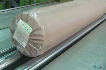 1. Emballage standard : Enveloppé avec des feuilles de PVC opaques